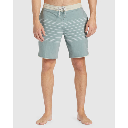 Billabong - 73 Lo Tide Boardshort - Velocity 21